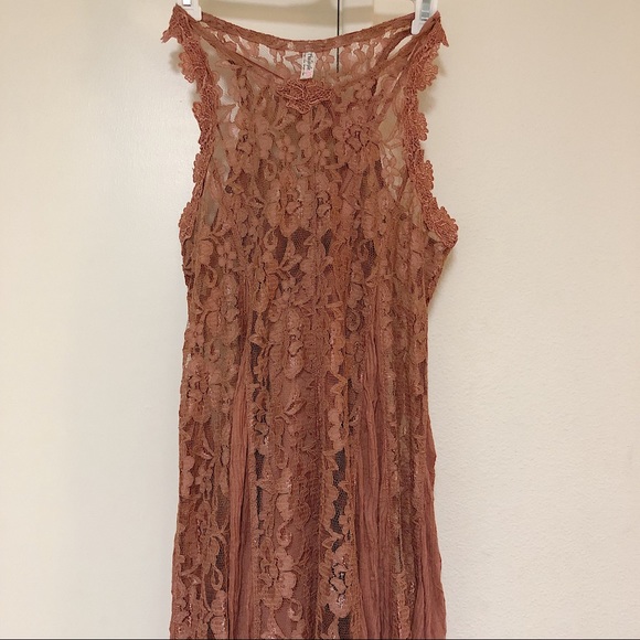 Free People Dresses & Skirts - FREE PEOPLE lace maxi dress